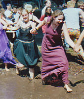 Muddance at Folkwoods 2004, photo by The Mollis
